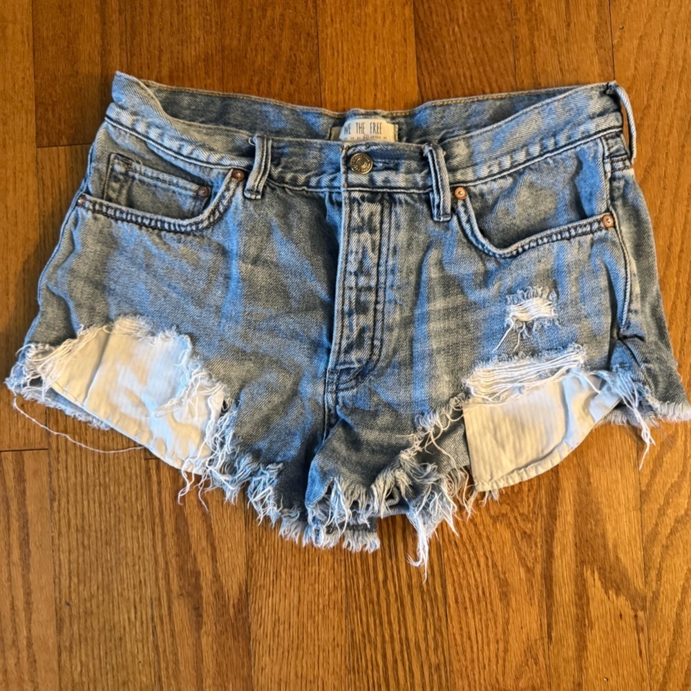 We The Free Distressed Jean Shorts Womens Size 28